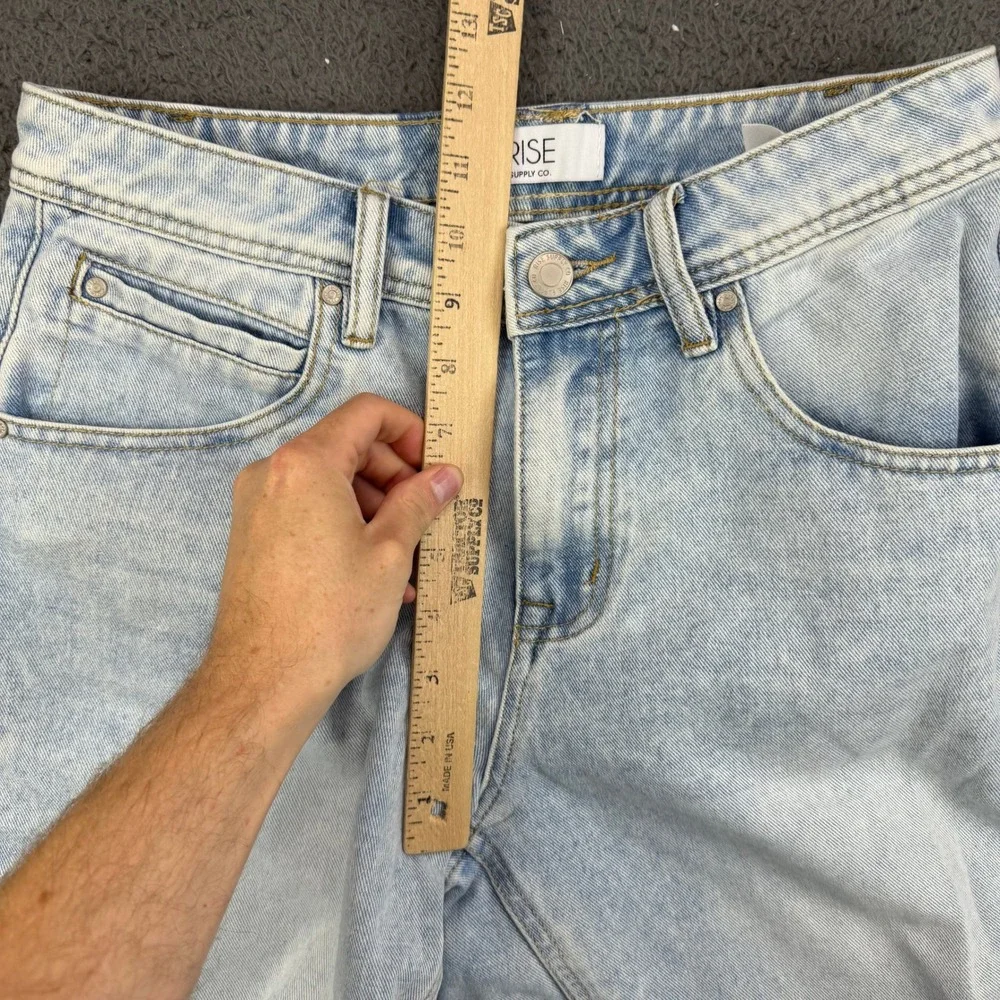 Rise Supply Co Womens Size 9 Light Wash Baggy Denim Jorts High Rise Shorts